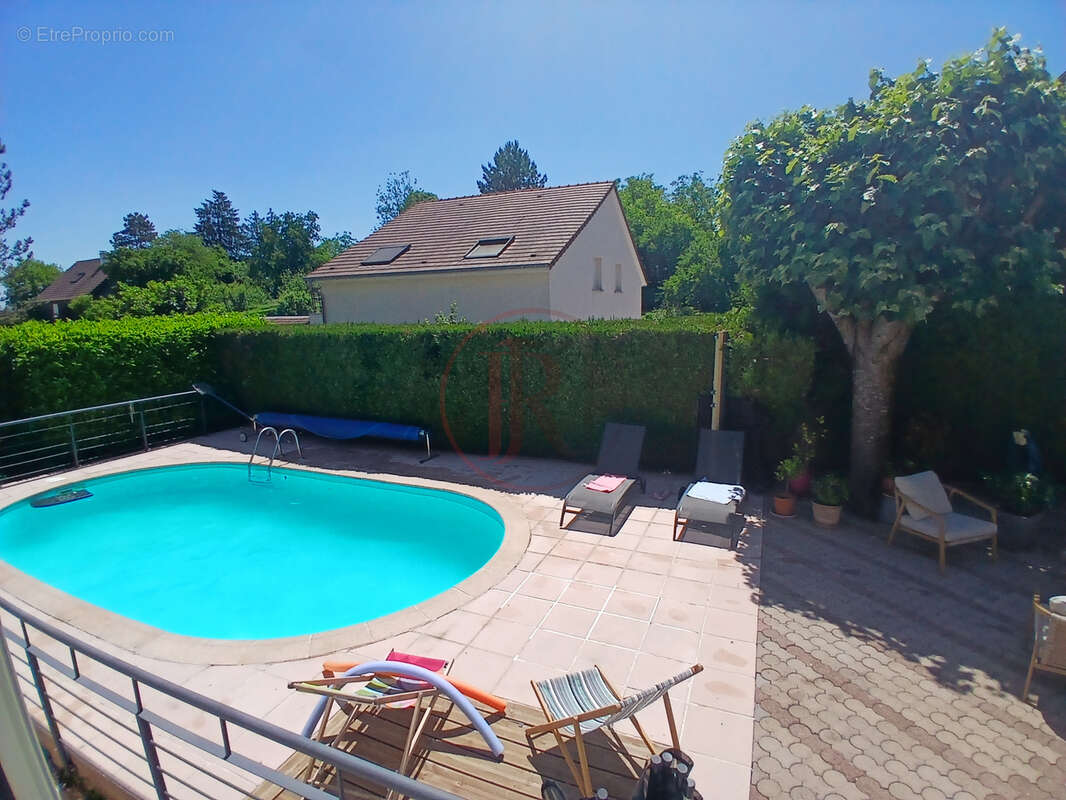 Maison à CHEMAUDIN
