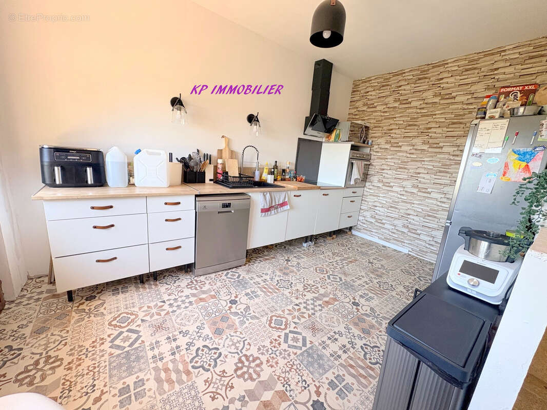Maison à MONTADY