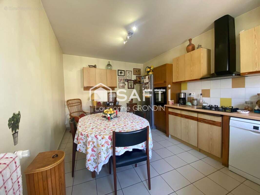 Photo 5 - Maison à SAINT-JEAN-D'ANGELY