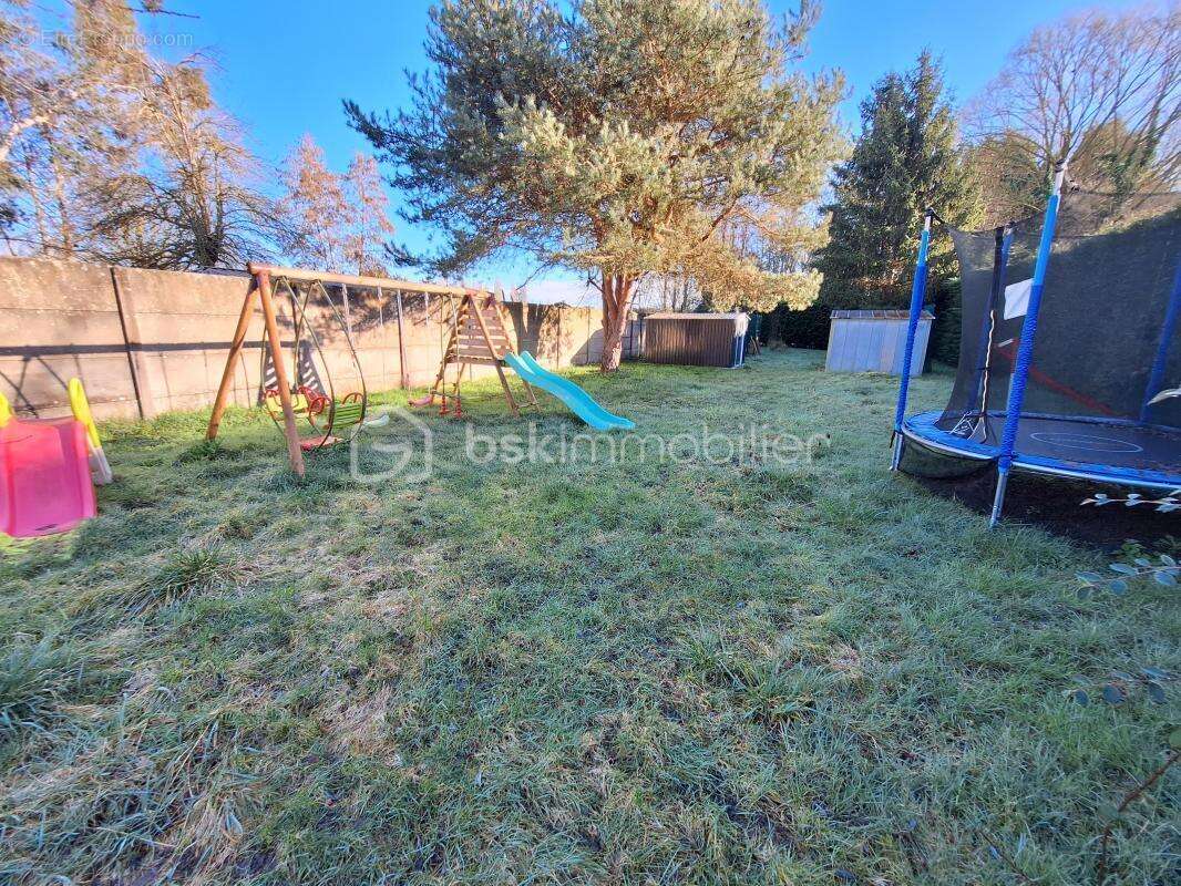 Maison à NEUVY-EN-SULLIAS