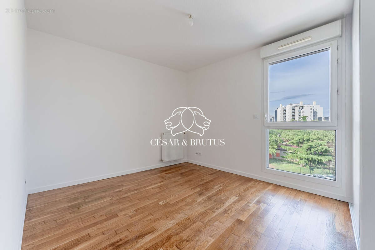 Appartement à LYON-8E