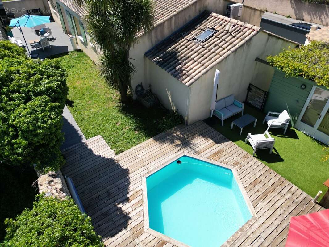 Maison à POUSSAN