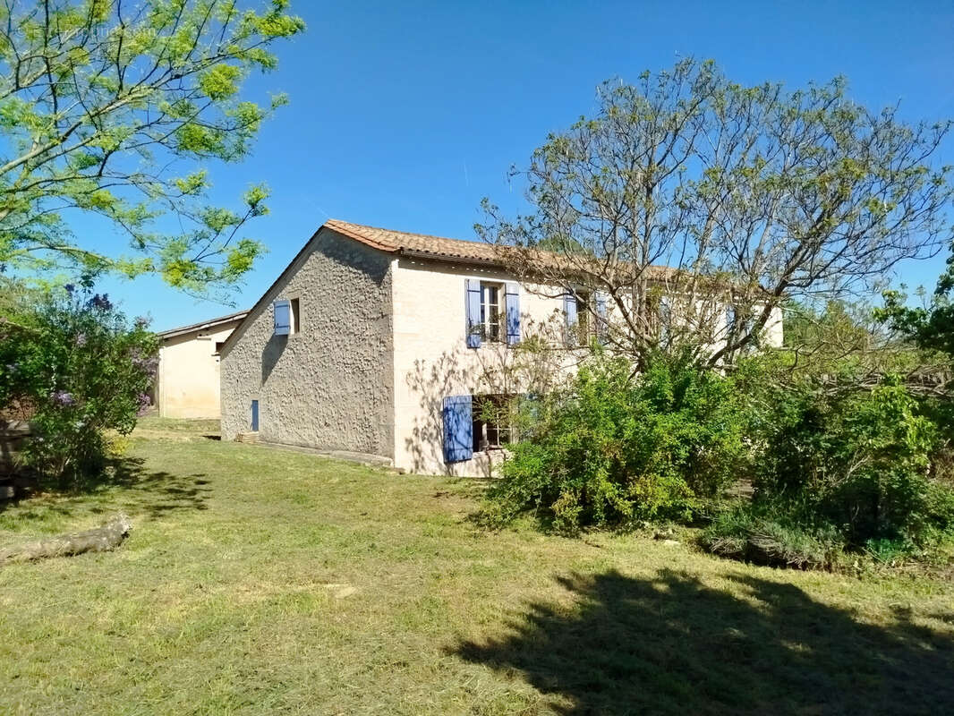 Maison à SAINTE-RADEGONDE
