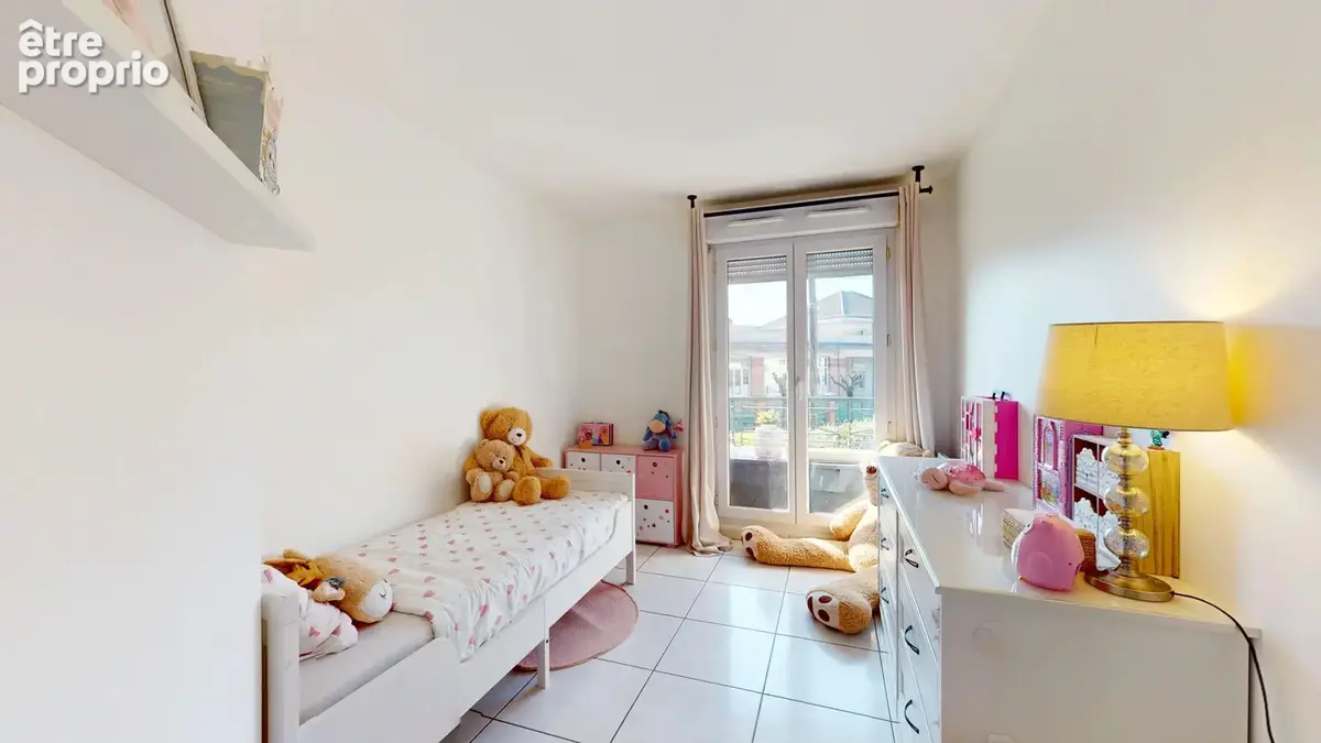 Appartement 4 pièces 77 m² à vendre à Livry-Gargan (93190) - photo 12