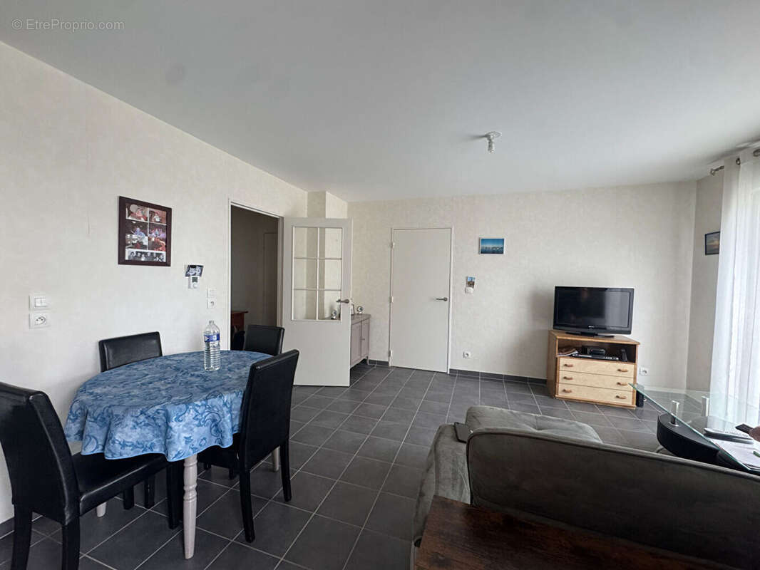 Appartement à FLEURY-SUR-ORNE