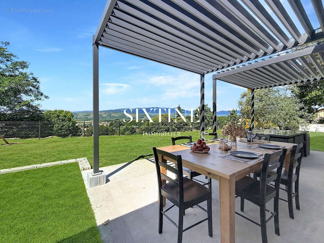 Maison 132 m² à Le Peage-De-Roussillon  - photo 7