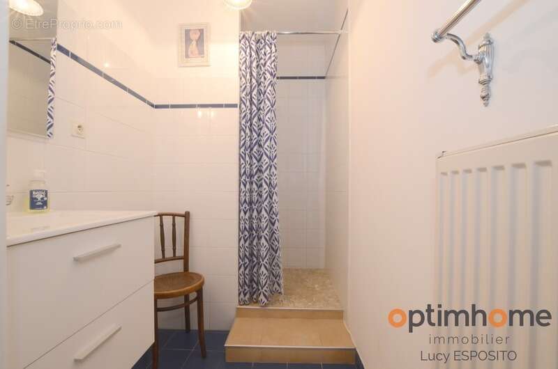 Maison à NANTEUIL-EN-VALLEE