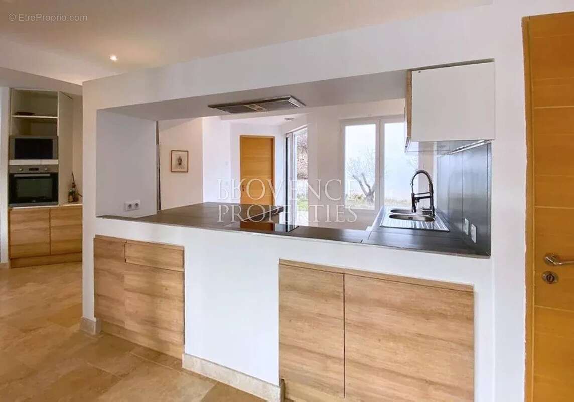 Propriété d'exception,  vue panoramique, piscine à débordement,  maison d'amis, espaces de loisirs - photo 13