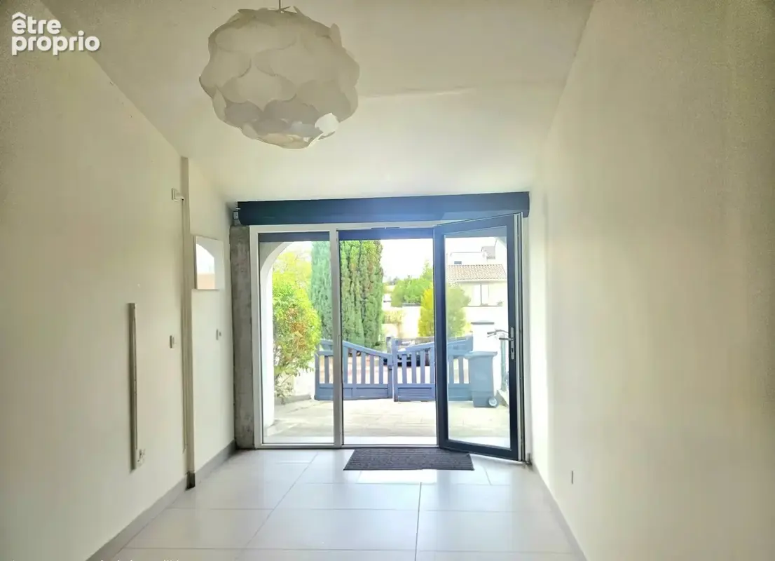 Maison plain pied 102 m2 piscine et studio indépendant - photo 10