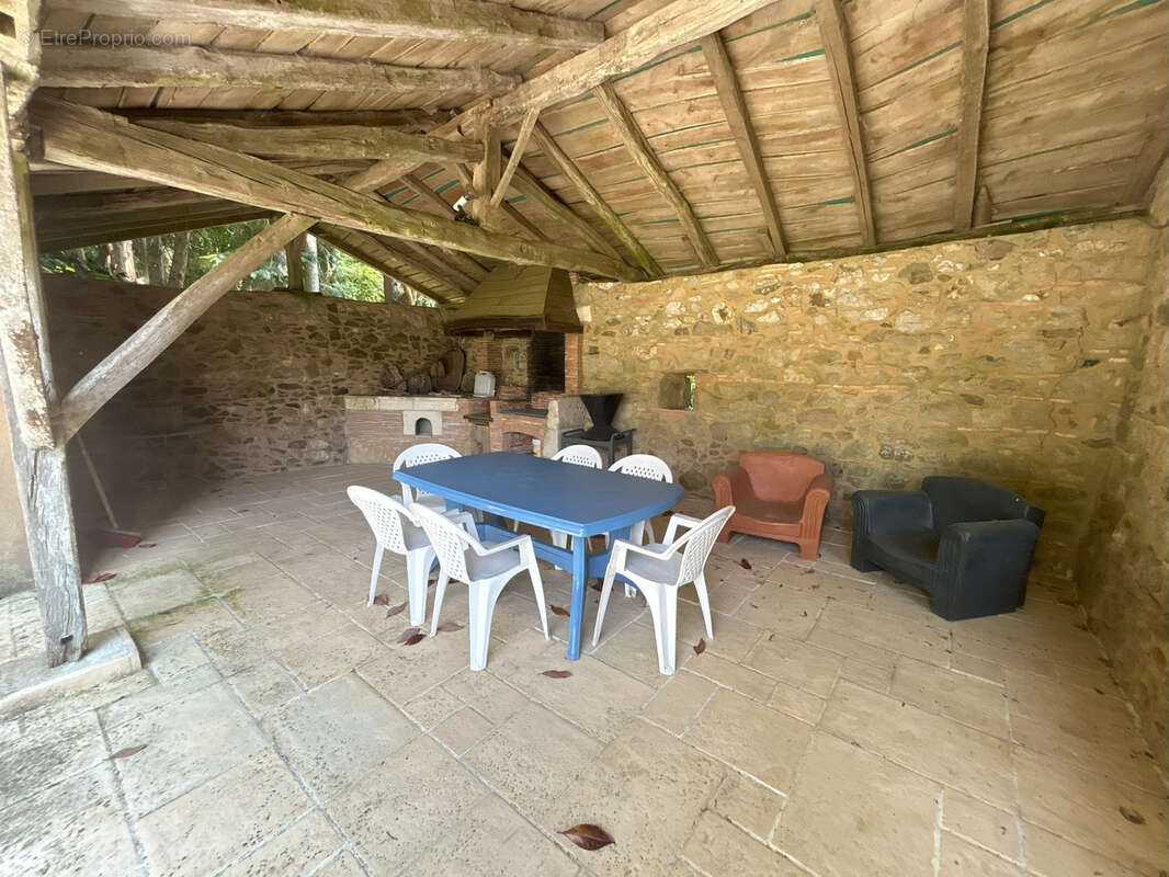 Maison à MAZEROLLES