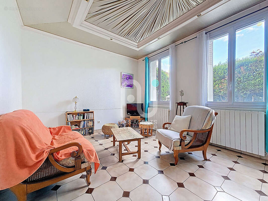 Maison à GENNEVILLIERS