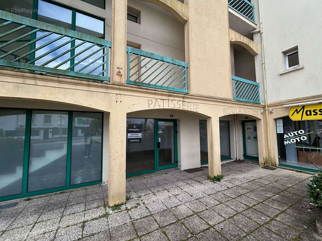 Local commercial Quimper  Sud 30 m2 - photo 8