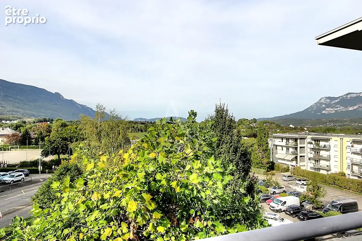 En Attique, Appartement 4 pièces 92 m² La Motte-Servolex - photo 13