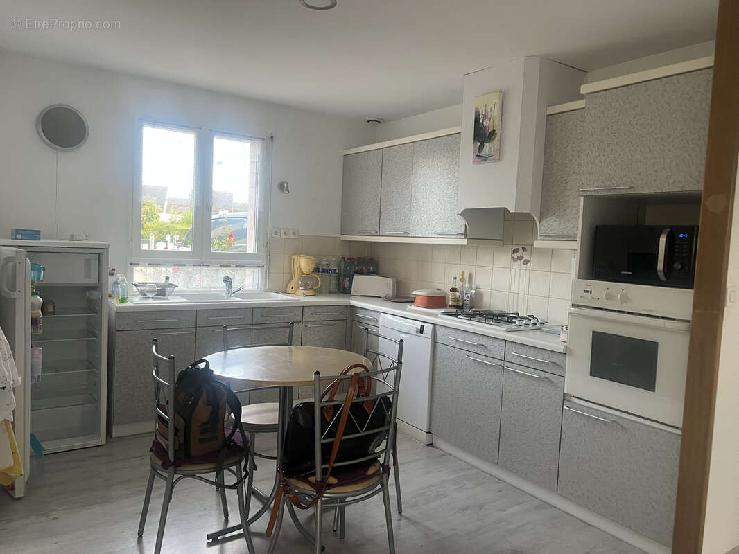 Maison à ANGERVILLE-LA-CAMPAGNE