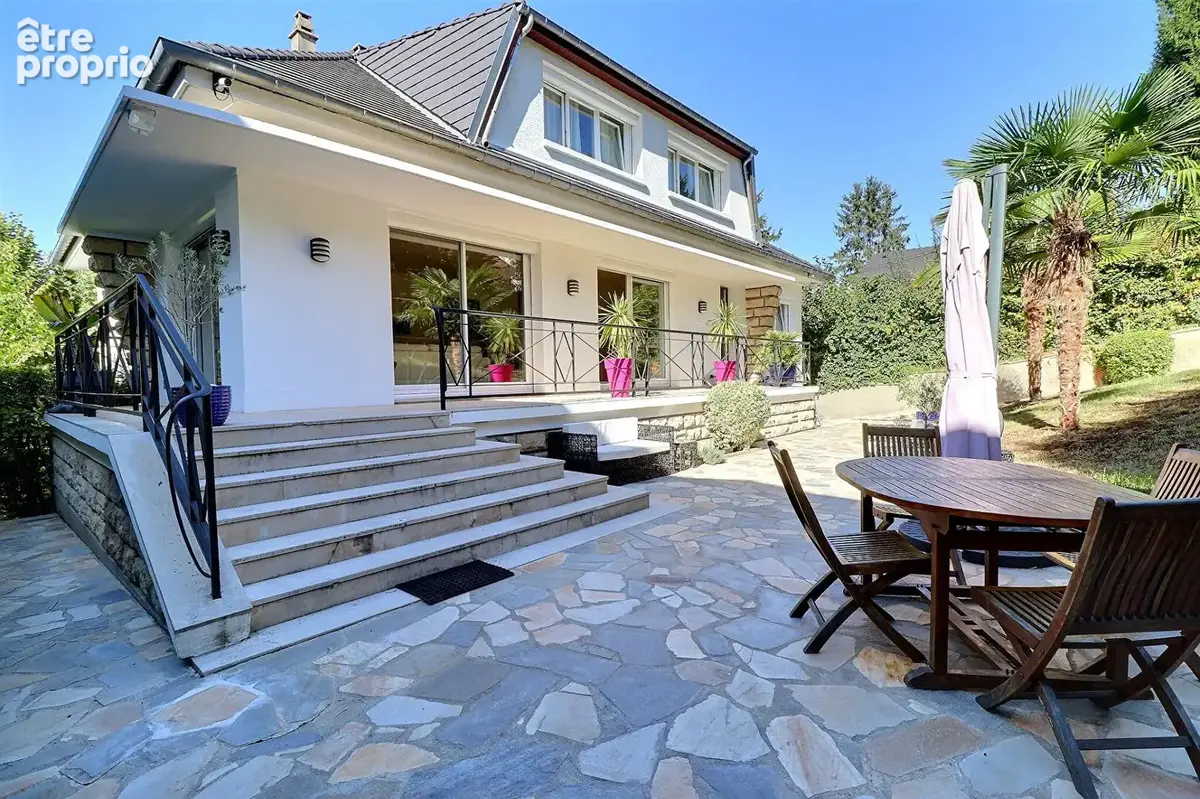 Domaine de Grandchamp - Maison 5 chambres - Terrain 671m² - photo 2