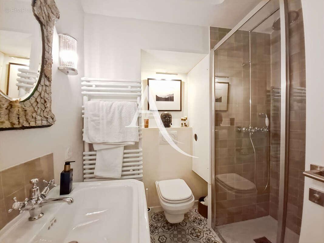 Appartement Cannes 4 pièces 82.71 m² banane - photo 6