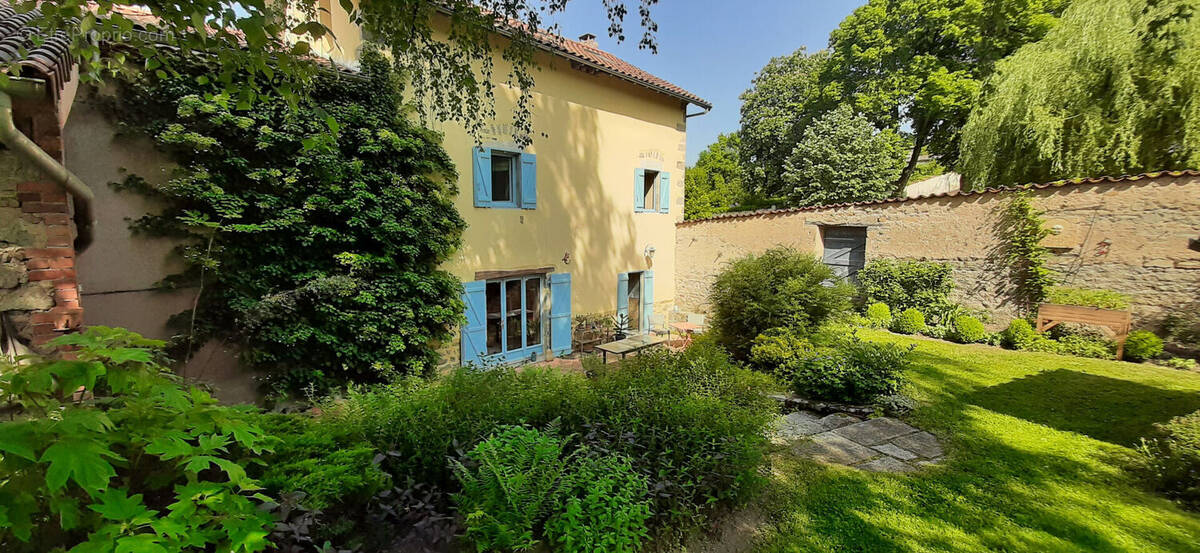 Maison à ESTANDEUIL