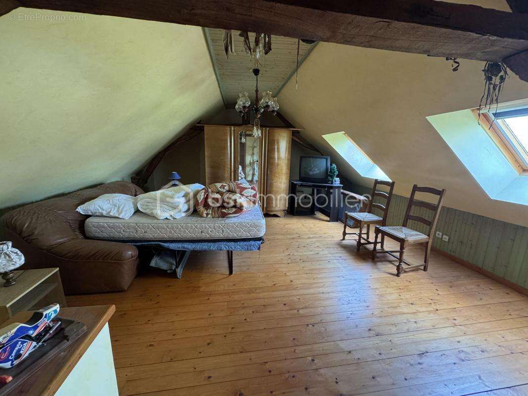 Maison à LAVERNAT