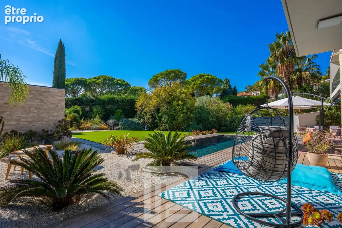 Superbe villa contemporaine au calme, avec vue dégagée sur les collines - photo 10