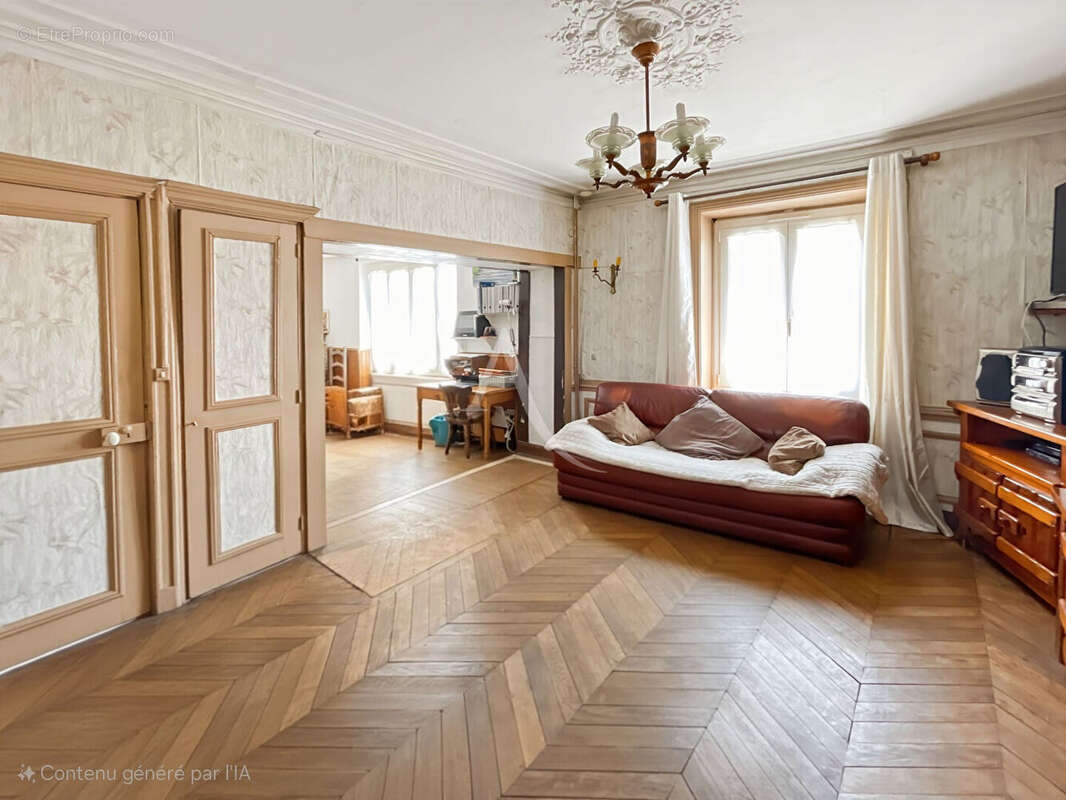 Maison à AUVERS-SUR-OISE