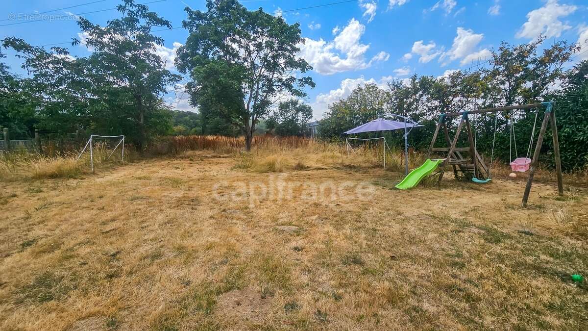 A vendre 6 pièces MORIGNY-CHAMPIGNY (91) maison sur sous-sol total en bon état sur terrain clos de 1961 m² - photo 10
