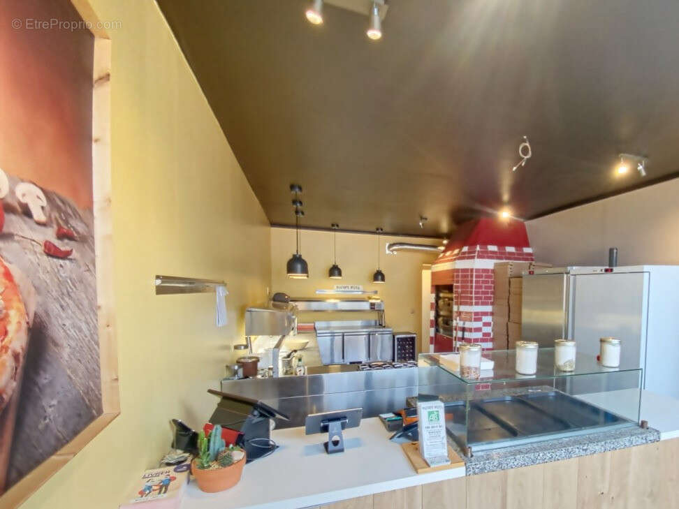 Commerce à SAINT-MAUR-DES-FOSSES