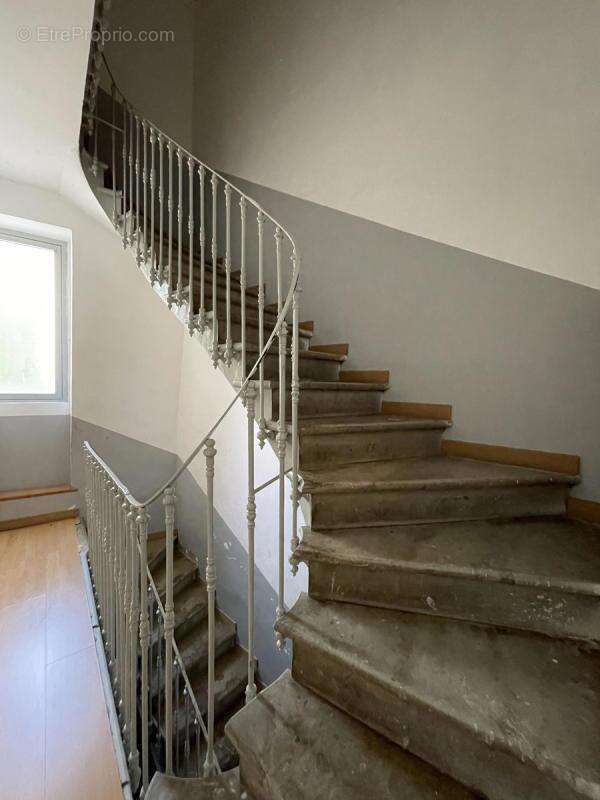 Appartement à TREBES