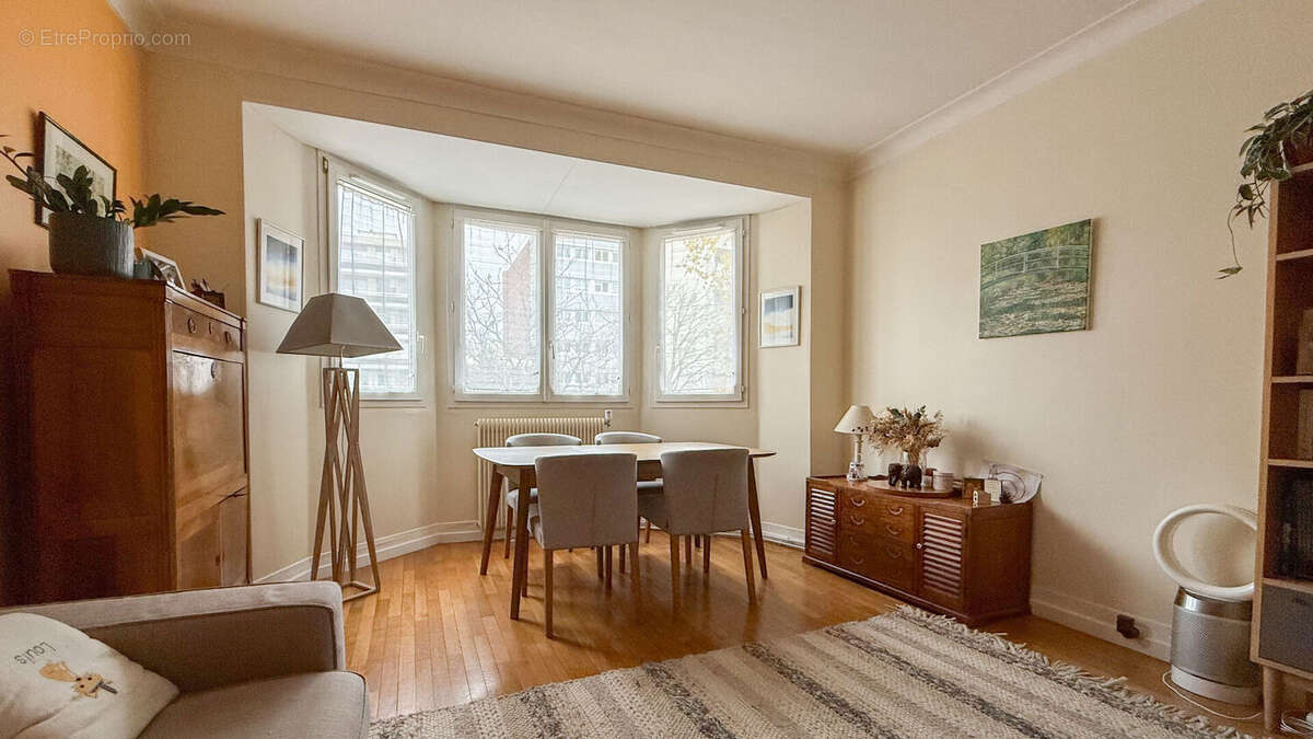 Appartement à NANTERRE