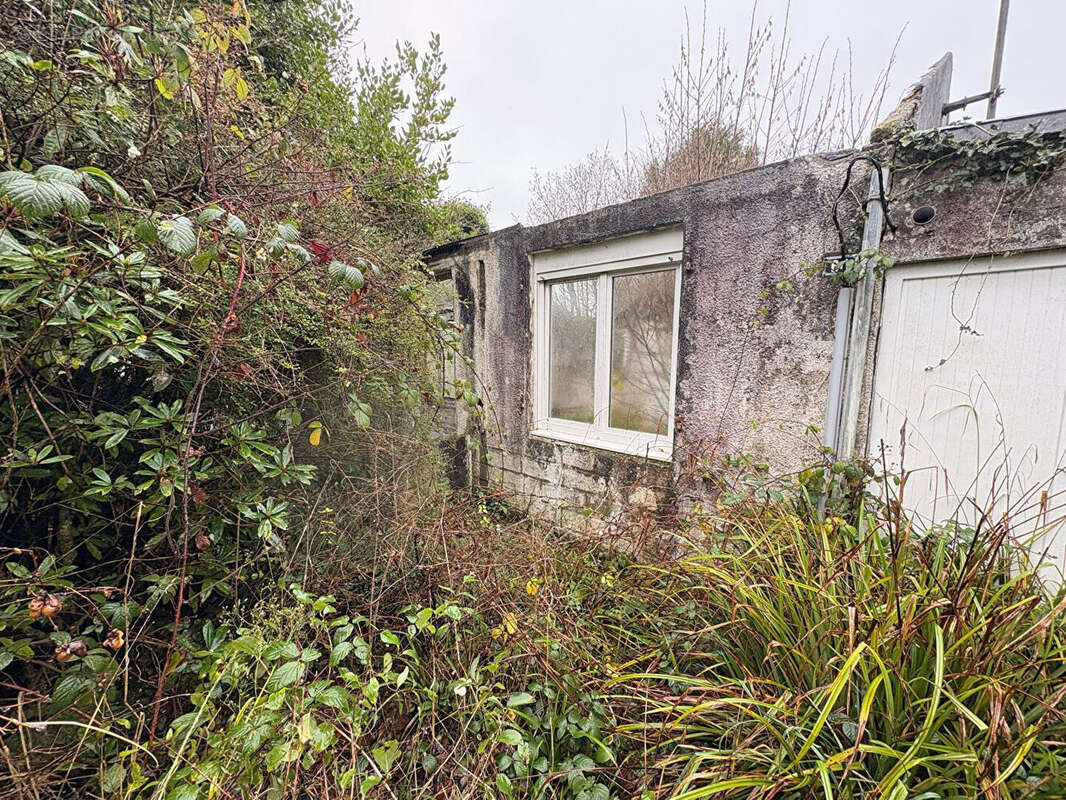 Maison à PLOUNEOUR-MENEZ