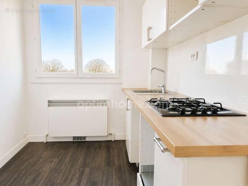 Appartement à SAINT-MAUR-DES-FOSSES