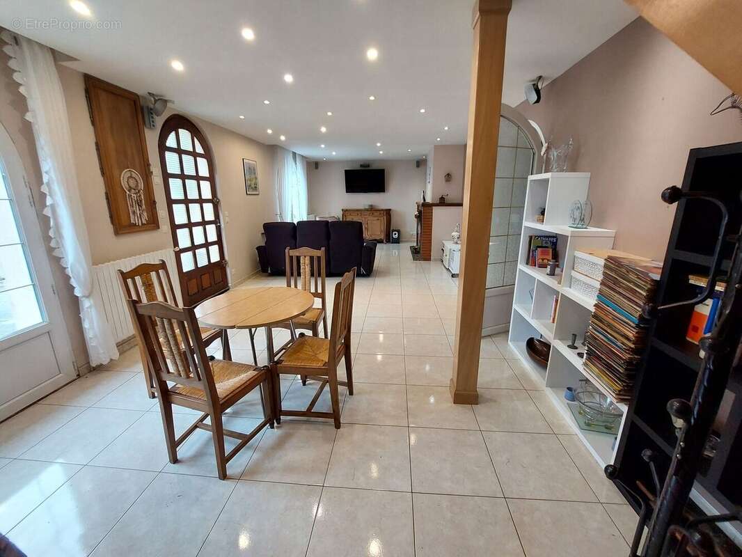 20260608143830 - Maison à ASPET