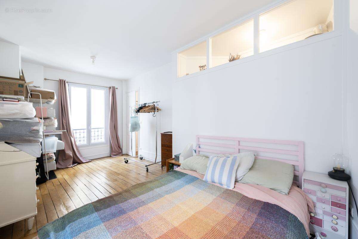 Appartement à PARIS-20E