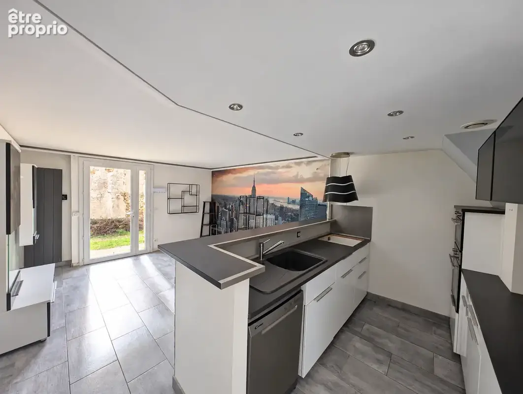 Triplex 3 pieces aux allures de maison de ville - - vert-le-grand - photo 3