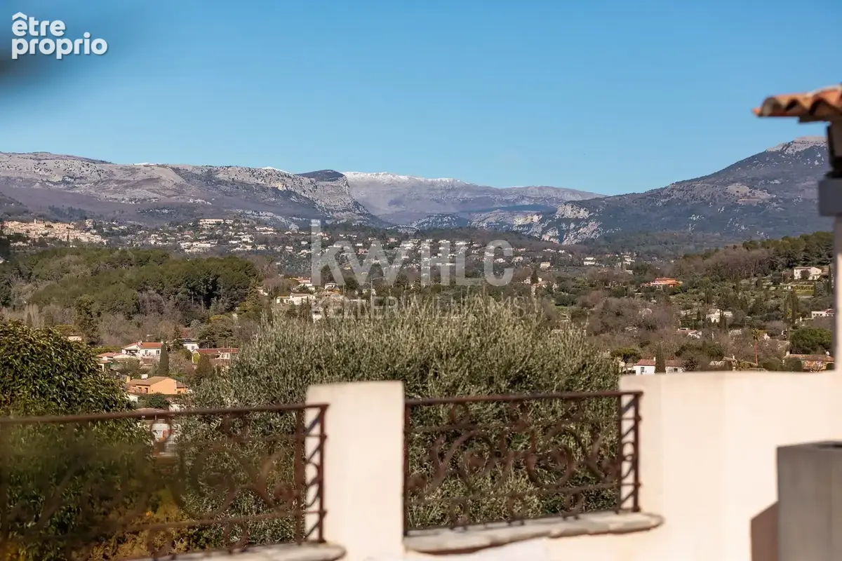 Appartement 128 m² à Mouans-Sartoux  - photo 3