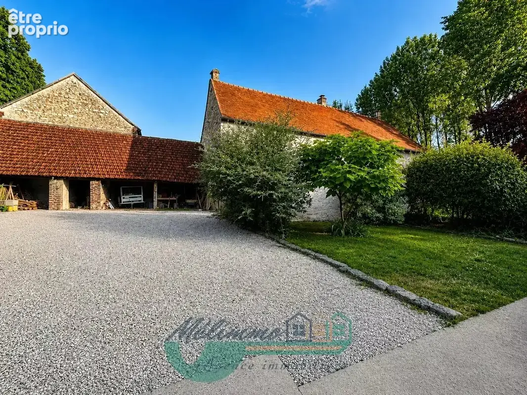Maison 238 m² à Poilly-Sur-Tholon  - photo 2