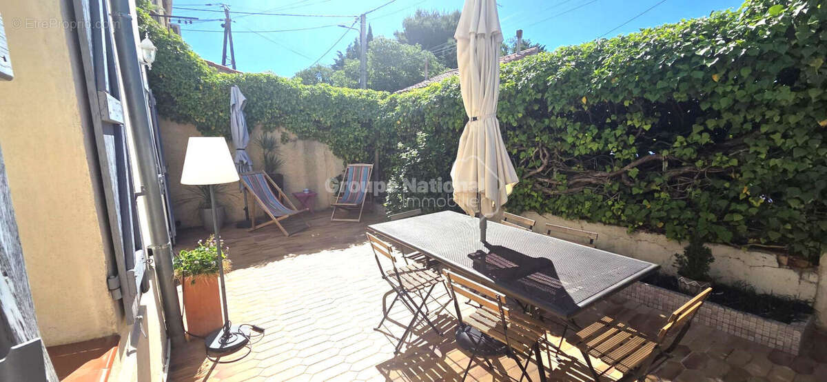 COUP DE COEUR AU ROVE pour cette jolie maison de ville de type 3/4 de 110 m² avec terrasse !!! - photo 16