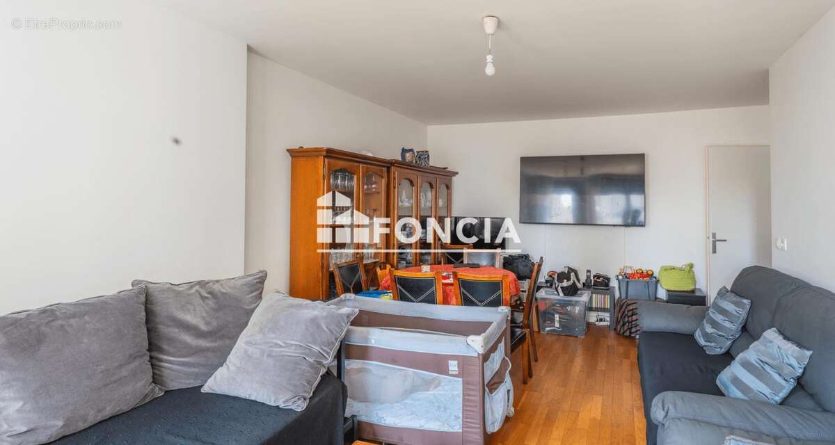 Appartement à SAINT-DENIS