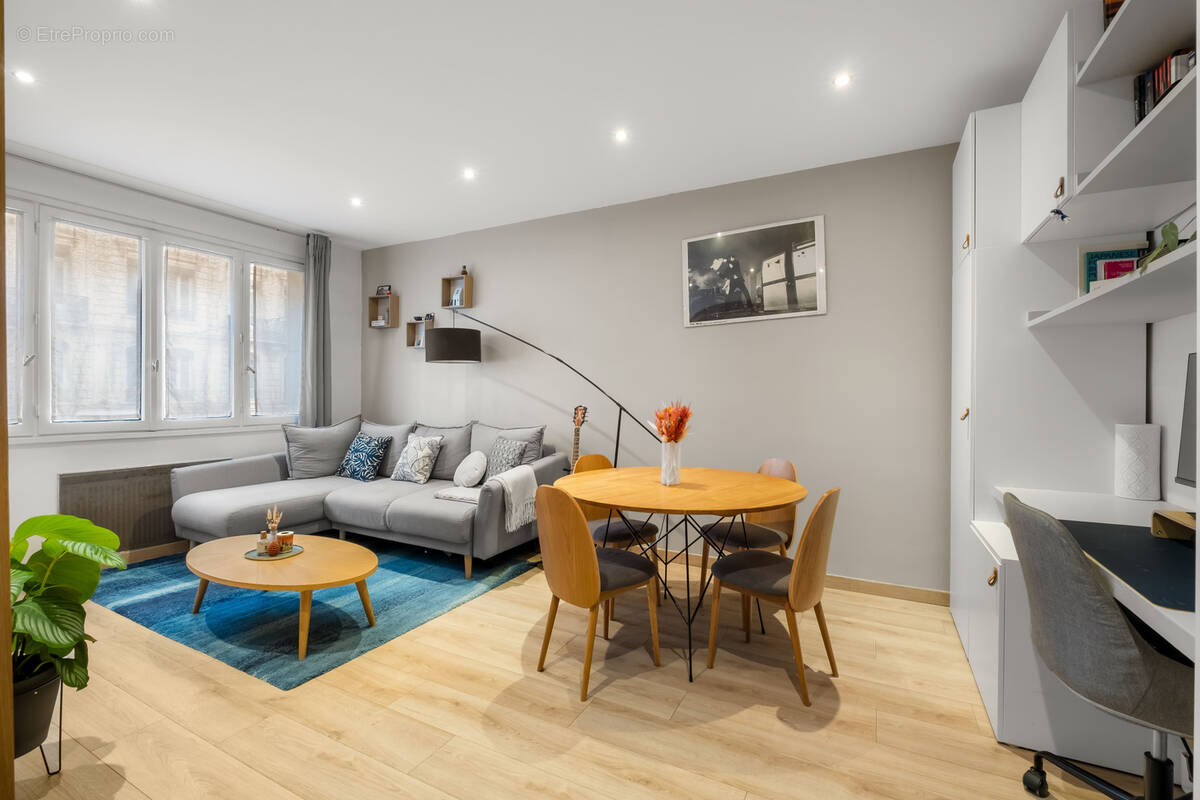 Appartement à LYON-6E