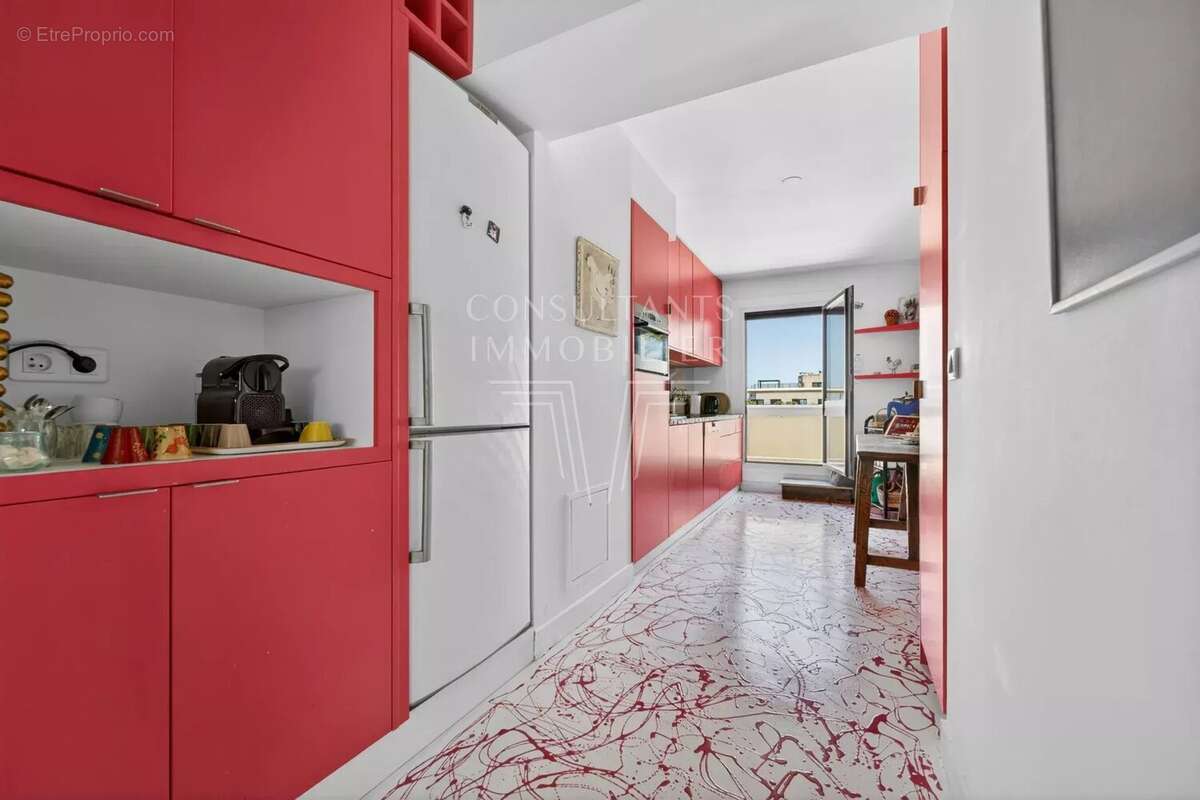 Appartement à LEVALLOIS-PERRET