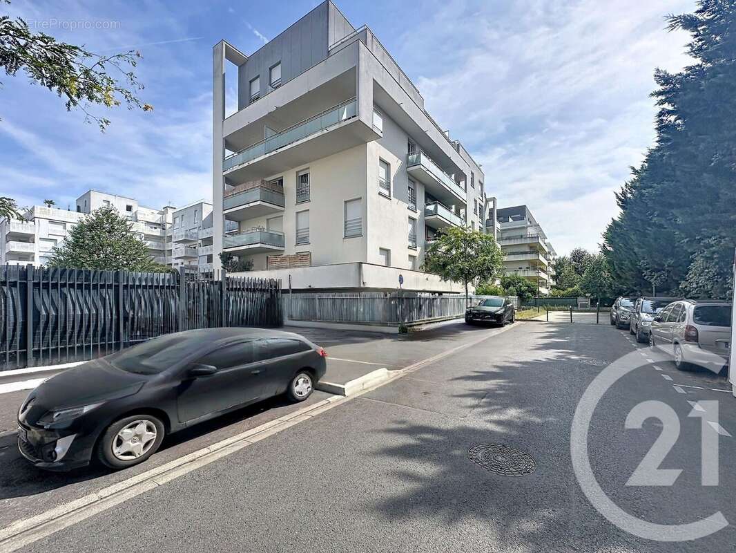 Photo 8 - Appartement à CHOISY-LE-ROI
