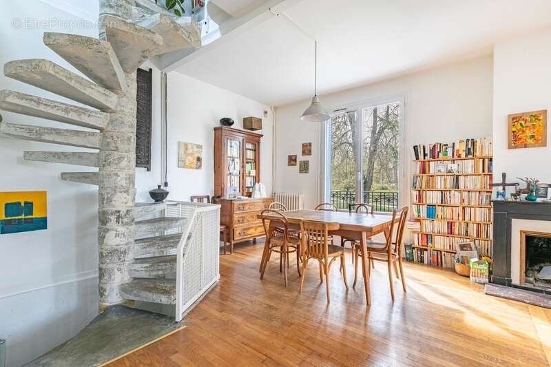 Maison à VITRY-SUR-SEINE