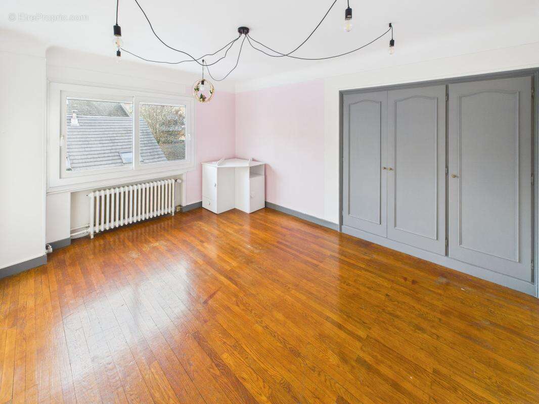 Appartement à AIX-LES-BAINS