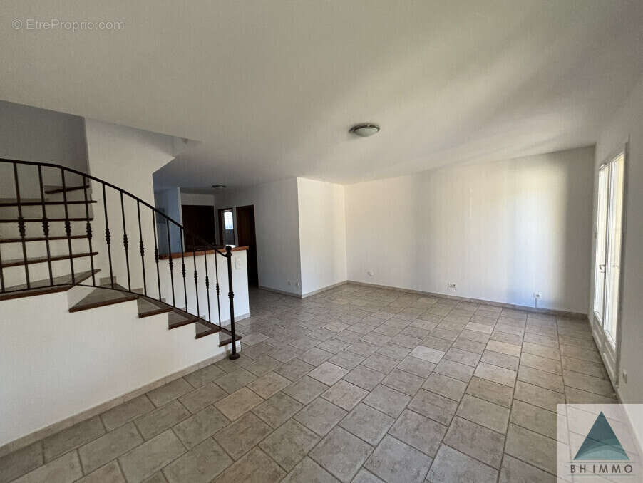 Maison à BOUC-BEL-AIR