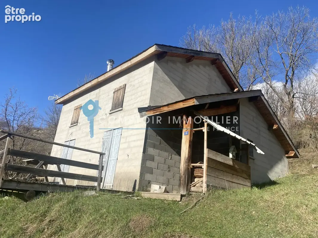 Photo Maison à Planes au prix de 234 000€
