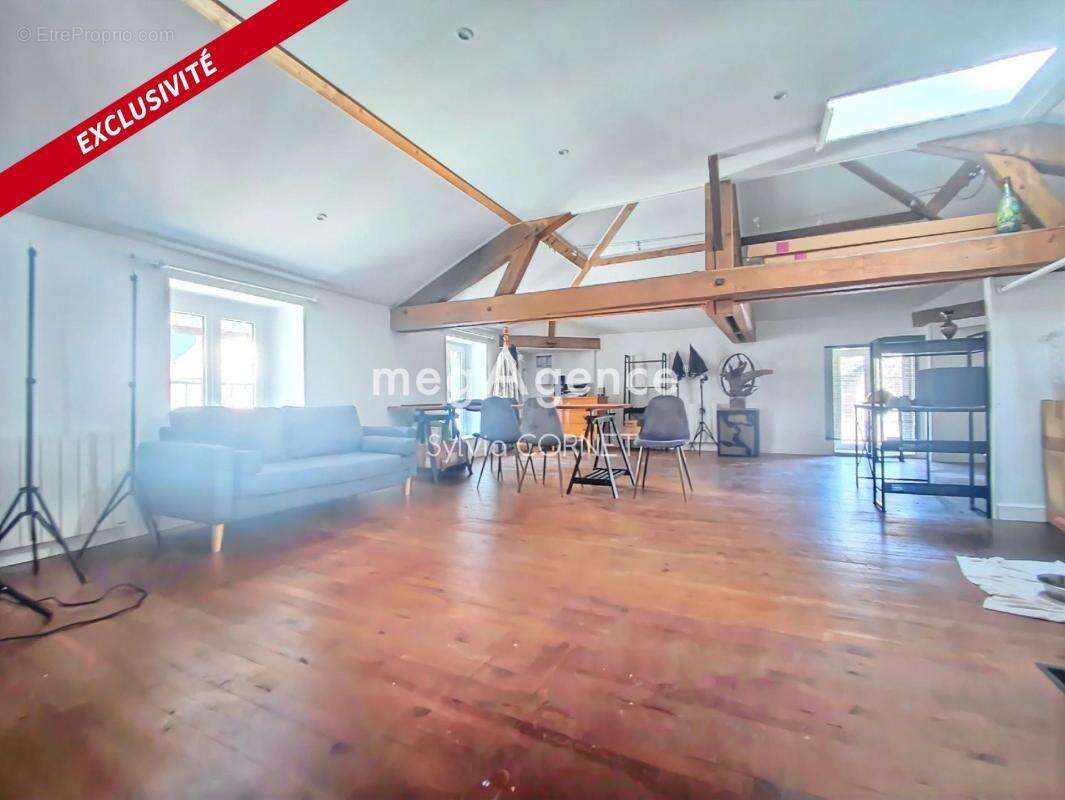 Appartement à TENAY