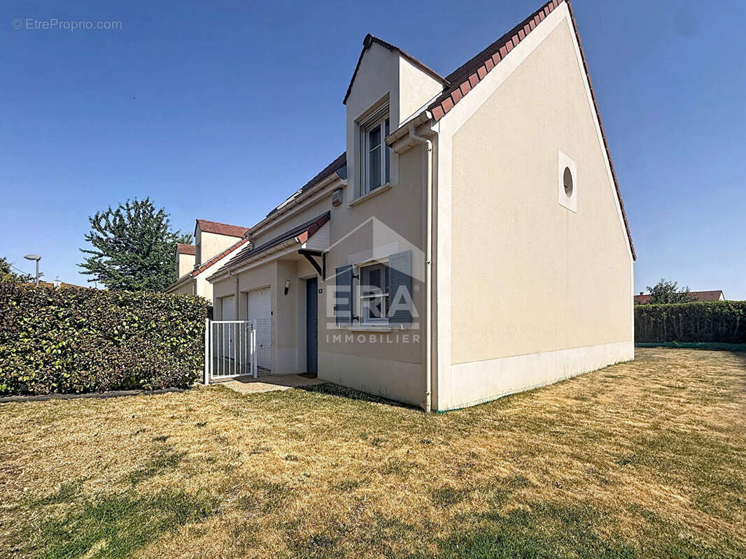 Maison à ANGERVILLE