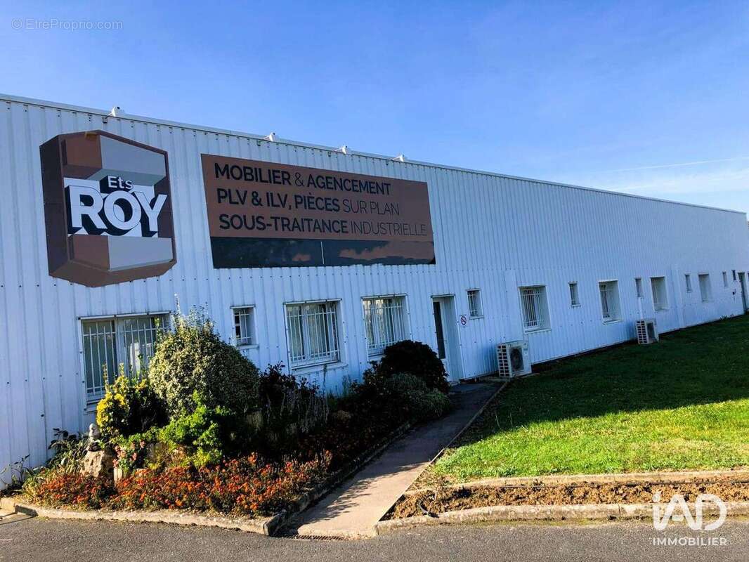 Photo 2 - Commerce à CHATILLON-SUR-LOIRE