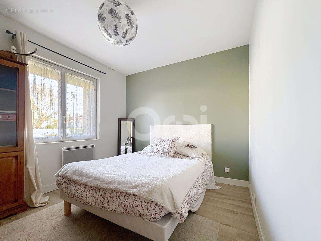 Maison à TERRASSON-LAVILLEDIEU