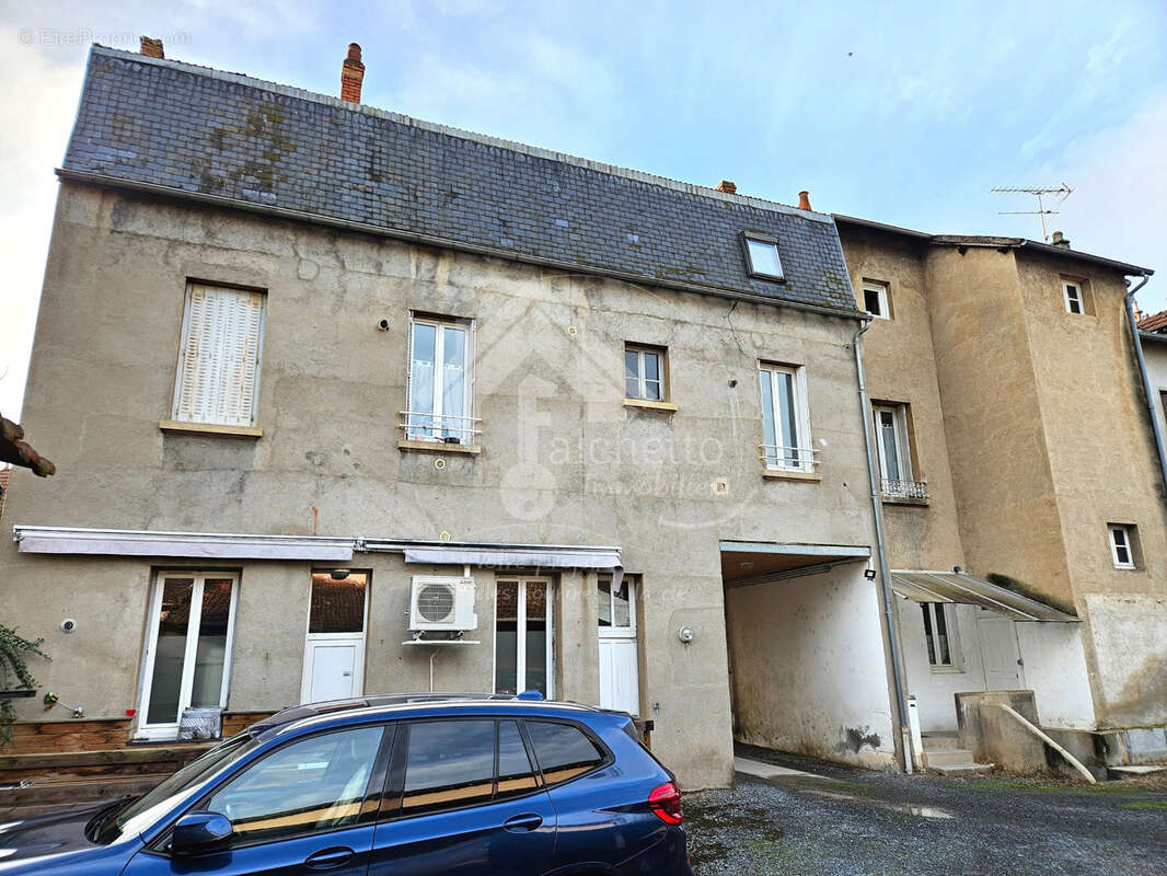 Maison à SAINT-GERMAIN-DES-FOSSES