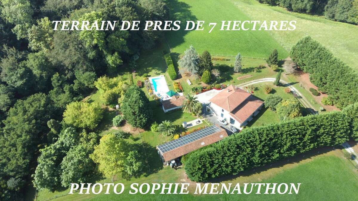 Maison à SAINT-MARTIN-DE-SEIGNANX